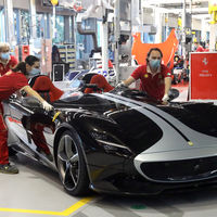 Ferrari regresa a la actividad y estos son los primeros autos que saldrán de la línea de producción