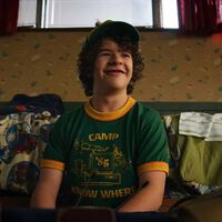 Gaten Matarazzo todavía admira cómo los creadores de Stranger Things integraron su enfermedad en una parte esencial de Dustin