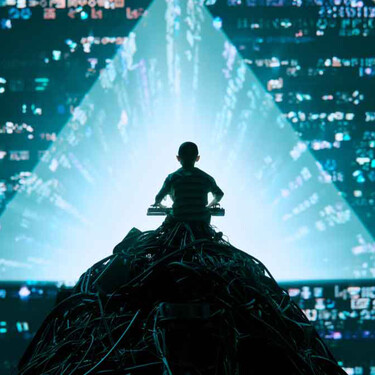 Hoy en Prime Video, la vuelta de Gore Verbinski 10 años más tarde: una película de ciencia ficción que es un soplo de aire fresco
