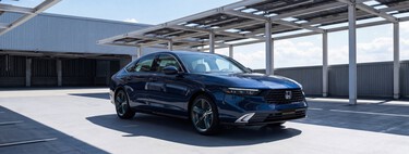 Honda llegó a México con este sedán hace 31 años y ahora vuelve convertido en híbrido. Así es el nuevo Accord 2026 