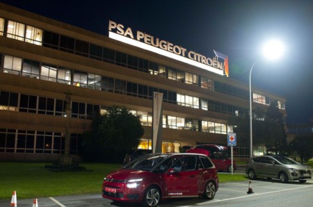 El coche autónomo de PSA ha vuelto a París sano y salvo