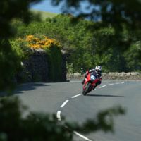 Las motos eléctricas también vuelan en el TT