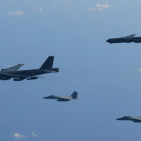 EEUU se ha sumado a la "fiesta" de China, Rusia y Japón en el Pacífico: con sus bombarderos nucleares