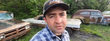 Compró una granja abandonada y se encontró un cementerio de más de 100 coches clásicos que ahora quiere salvar: “No sería correcto desguazarlo todo”