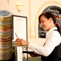 Cómo acceder a las ayudas de hasta 15.000 euros por empleado para impulsar la contratación en pymes que están creciendo 