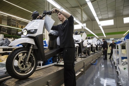 "Pagamos hasta un 42,5% de impuestos en las motos, las eléctricas necesitan un IVA reducido", según ANESDOR