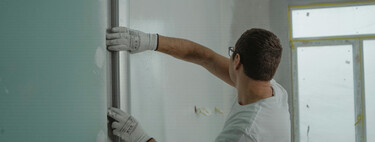 En qué te tienes que fijar para elegir a los profesionales de tu reforma en casa y no llevarte un disgusto: la importancia del seguro