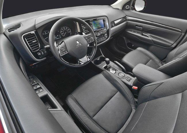 Mitsubishi Outlander 2016