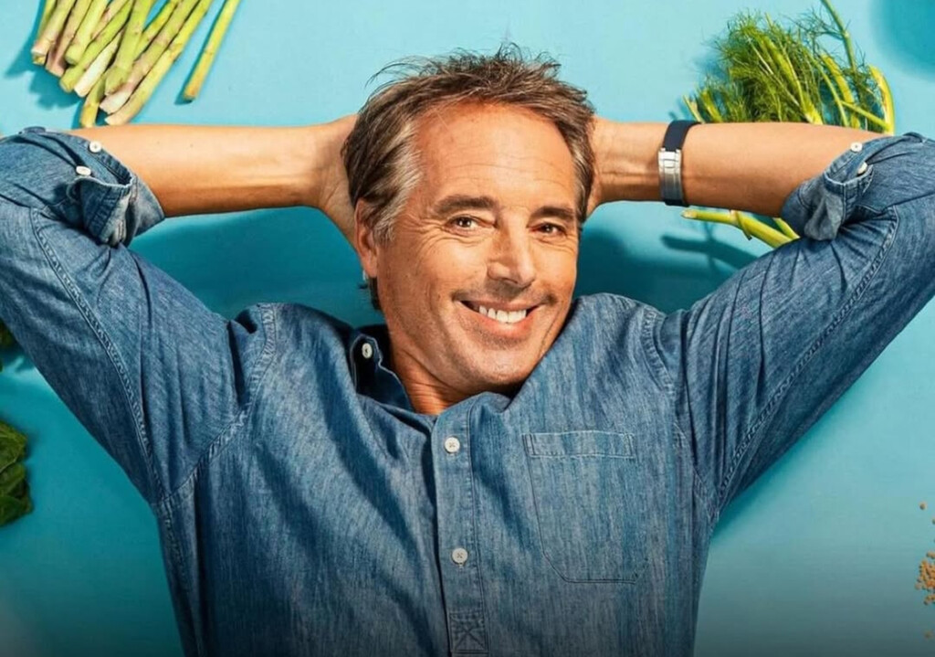Dan Buettner, experto en longevidad: «Las personas que viven más incluyen estos seis alimentos en su desayuno»