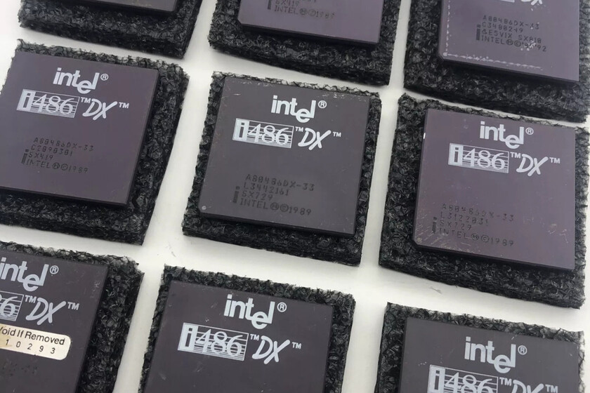 36 años después del estreno de las CPU 486, el creador de Linux tira la toalla: "No tiene sentido mantener una arquitectura obsoleta"
