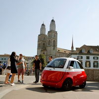 El Microlino EV es la versión eléctrica moderna del BMW Isetta