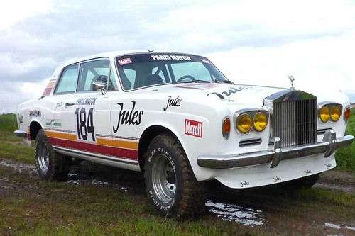 El Toyota FJ45 disfrazado de Rolls-Royce que corrió el Dakar en 1981