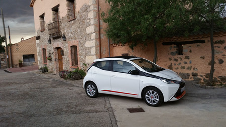 Toyota Aygo X Ky 29