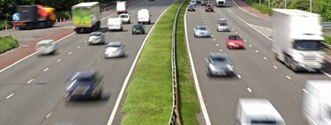 La DGT recuerda cómo se debe circular en autopista y autovía, y cuál es la multa por mantenerse en el carril izquierdo