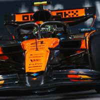 McLaren estaba arrasando en la F1, pero de repente les cuesta hasta subirse al podio. Algo empieza a oler a podrido 