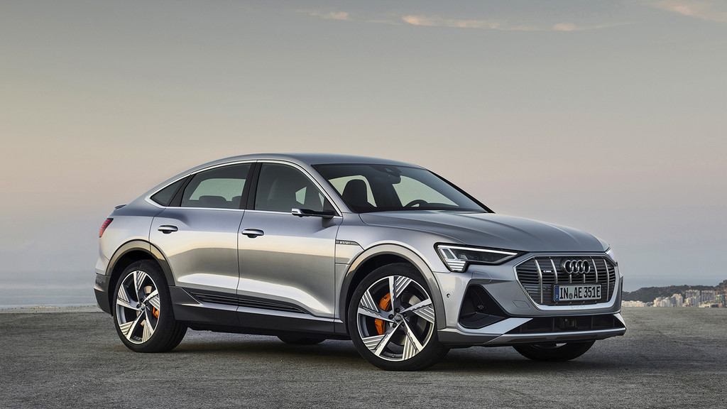 El Audi e-tron Sportback impone respeto entre los EV con 446 km de autonomía y estilo coupé