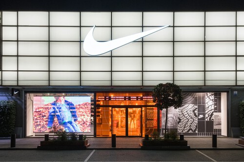Zapatillas Air Max, abrigos, pantalones y más: Nike arranca una liquidación total en su outlet con descuentos de hasta el 50%