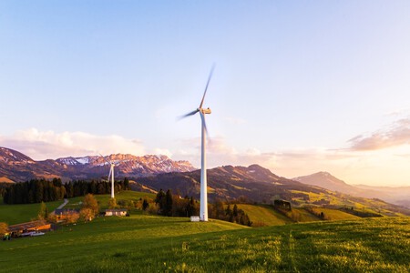 El precio de la electricidad vuelve a subir en Europa ante la fuerte demanda y la poca producción eólica