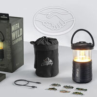 Este es el resultado de combinar una bocina Bluetooth y una lámpara recargable: spoiler, es sorprendentemente práctica 