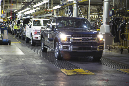 La guerra arancelaria de EE. UU. complicará su industria porque sólo ellos compran sus autos (y cada vez menos)