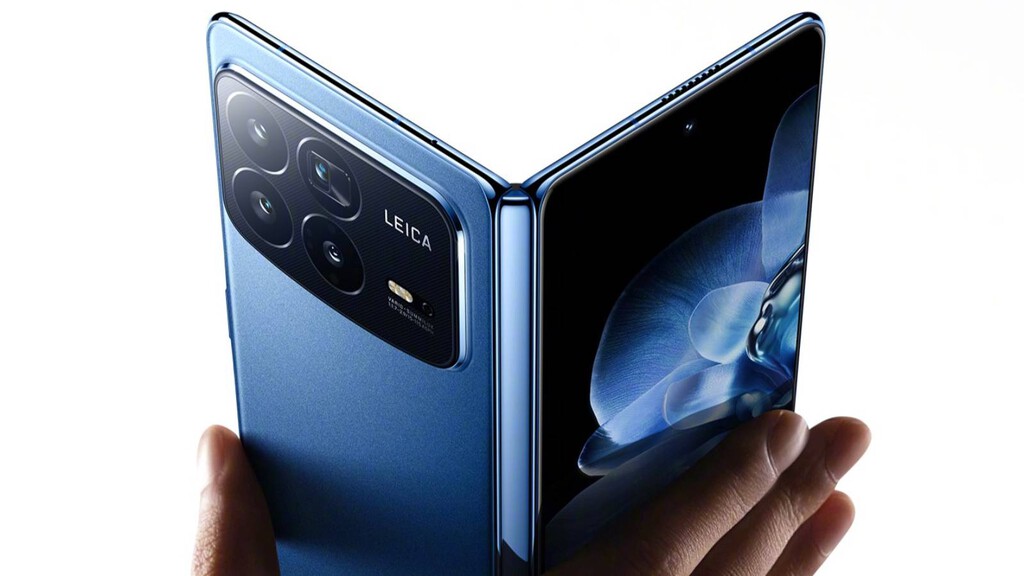 El Xiaomi MIX Fold 5 no se ha perdido: suena con fuerza para verano y además con un módulo de cámara revolucionario de quita y pon 