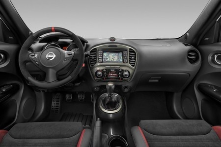 Nissan Juke Nismo RS 30 Aniversario - interior