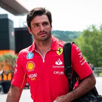 "No va a influir en mi futuro". Carlos Sainz desprecia el enésimo guiño de Audi para ficharle en Fórmula 1