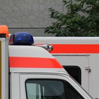 Las ambulancias usarán rotativos azules de forma legal a partir del 1 de julio... tras 12 años de reivindicación