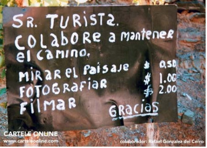 Proyecto Cartele: carteles absurdos por todo el mundo en español