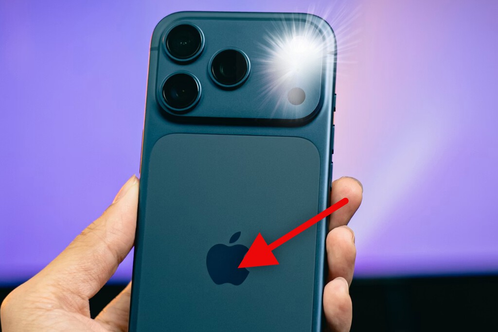 La magia de Apple resumida en una función: tocar la manzana del iPhone para que se encienda la linterna