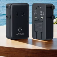 Viajar a un país con un enchufe diferente no es ningún problema con este adaptador Anker: permite cargar cinco dispositivos a la vez 