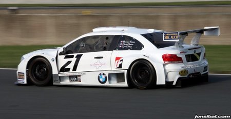 GC Automobile GC10-V8, un BMW Serie 1 M de carreras