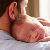 Ser padres a edad avanzada tiene beneficios: los niños son menos agresivos y se comportan mejor