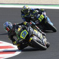 Celestino Vietti hace la pole en Misano a pesar de caerse y Ai Ogura y Augusto Fernández sufren