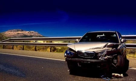 No bebas si vas a conducir, los daños ocasionados los pagarás tú