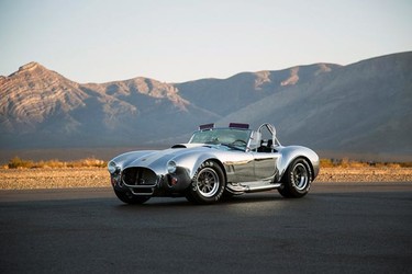 Empieza el año a toda pastilla con el Shelby Cobra 427 edición limitada 50 aniversario