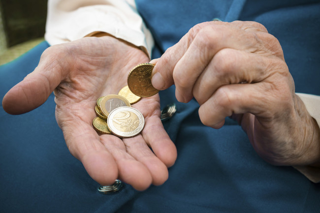 La hucha de las pensiones se agota, así quiere el Gobierno acabar con ...