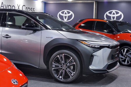 Toyota Bz4x Presentacion Estatica 2