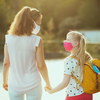 Transmitirles confianza y actuar con sentido común y sin estrés: las claves emocionales de una experta para la vuelta al cole