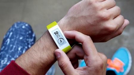 La tinta electrónica: ¿cómo es de competitiva respecto a otras tecnologías para wearables?