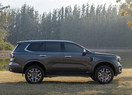 Ford Everest 2023 1600 17