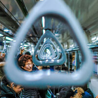 Corea del Sur tiene la tasa de natalidad más baja del mundo. Lo quieren solucionar con una inversión millonaria en trenes