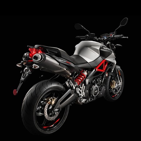 Aprilia Shiver 900 1