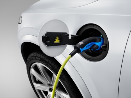 El motor Volvo T8 Plug-in Hybrid llegará a México en julio para incorporarse a la gama XC90