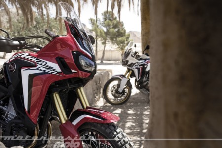 Honda Crf1000l Africa Twin Crf1000l At 2016 Static 019
