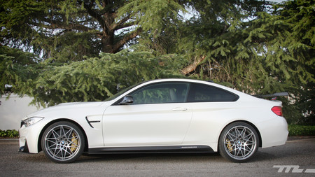 BMW M4 CS 14