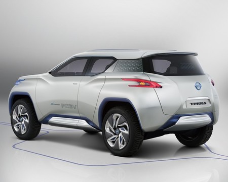 Nissan Terra hidrógeno trasera