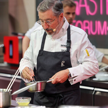 Huevo, menta y 10 minutos: la sopa fácil que Joan Roca aprendió de su madre y que te da un primer plato perfecto en cualquier momento 