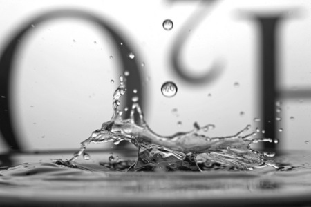 Hiponatremia: Consumir agua en exceso también perjudica