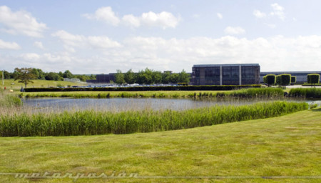 Visitamos la fábrica de Rolls-Royce en Goodwood: el corazón del lujo británico